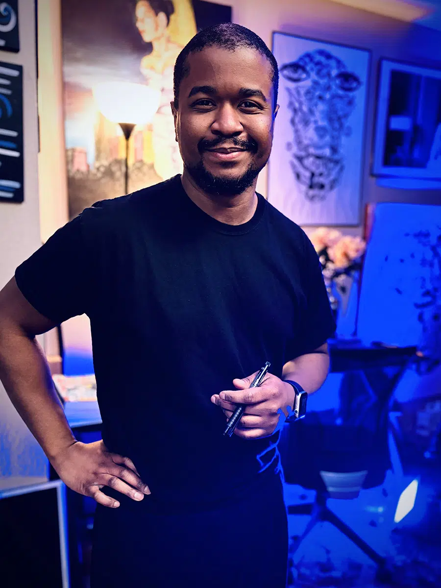 visual artist kenal louis portrait