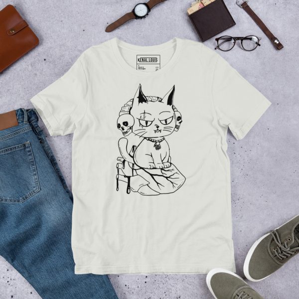 Soft cotton cat t-shirt featuring a wicked cat on a heart design